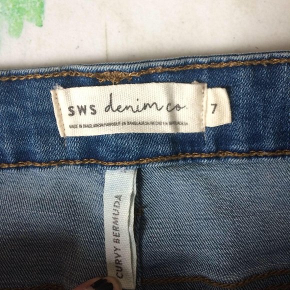 High Rise Bike short Jeans - Picture 5 of 6